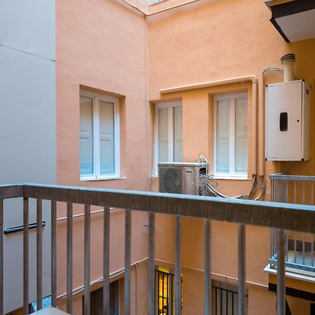 The Best Rent - Three-Room Apartment Near The Colosseum Рим Екстер'єр фото