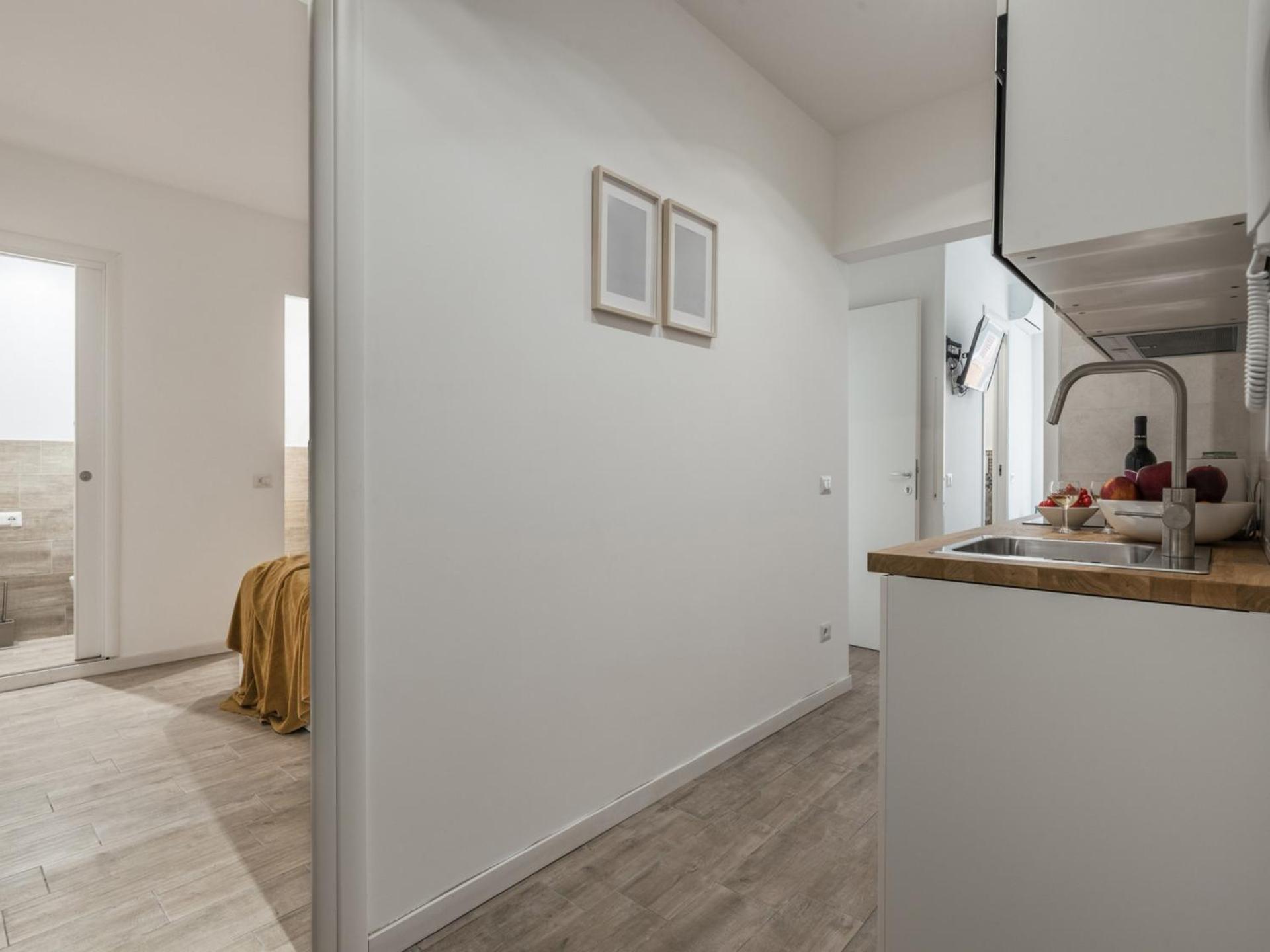 The Best Rent - Three-Room Apartment Near The Colosseum Рим Екстер'єр фото