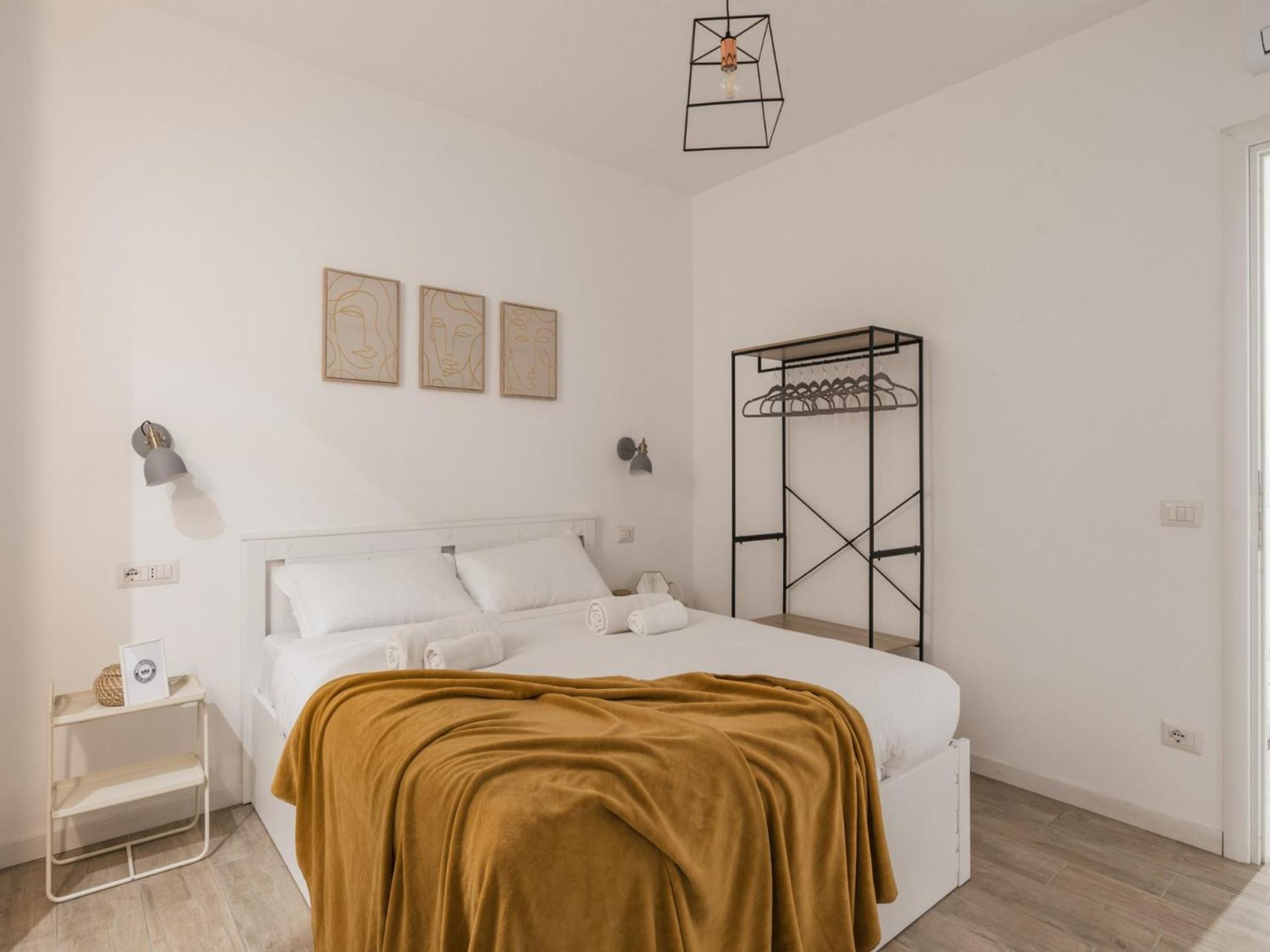 The Best Rent - Three-Room Apartment Near The Colosseum Рим Екстер'єр фото